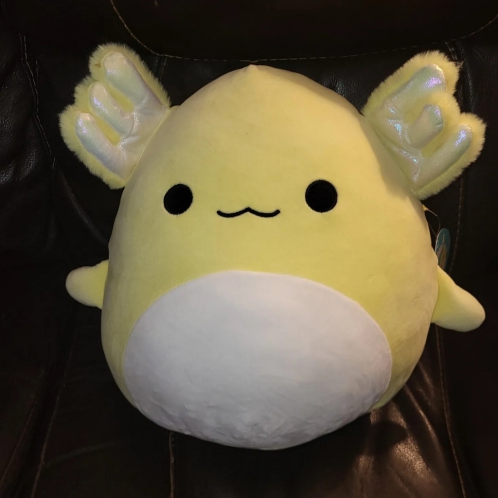 Squishmallows 14" Treyton The Yellow Axolotl. Brand New With Tags.